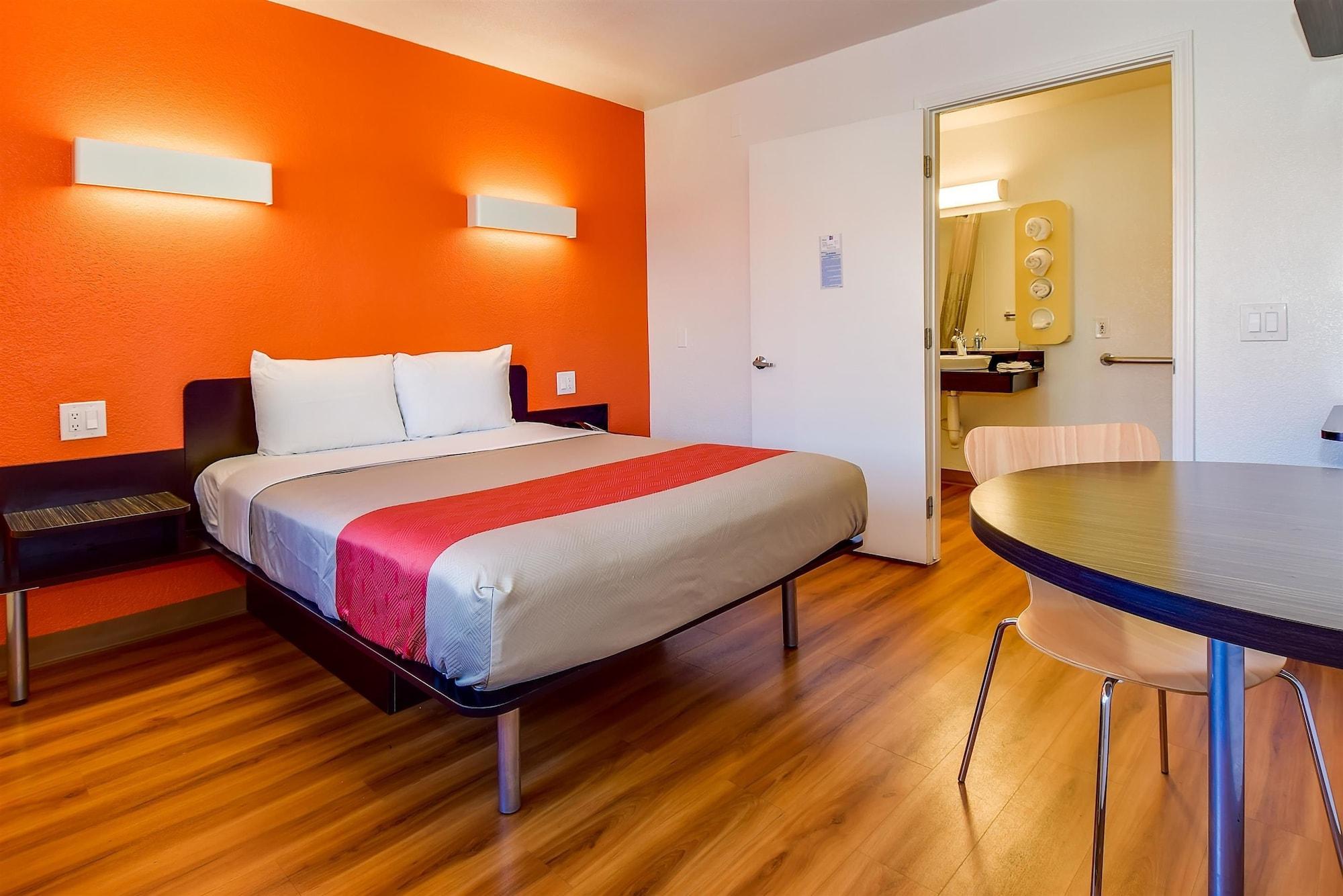 Motel 6-Riverside, Ca - South Bagian luar foto