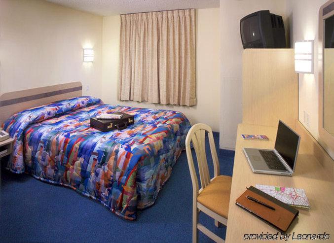 Motel 6-Riverside, Ca - South Bagian luar foto